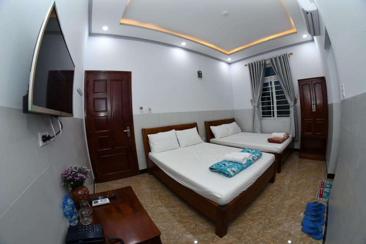 Nha Nghi Hung Hoa Hotel Фан Тиет Екстериор снимка