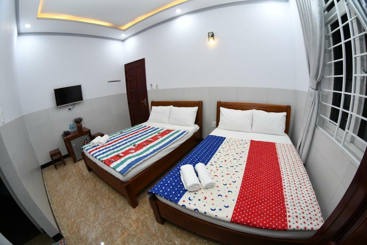 Nha Nghi Hung Hoa Hotel Фан Тиет Екстериор снимка